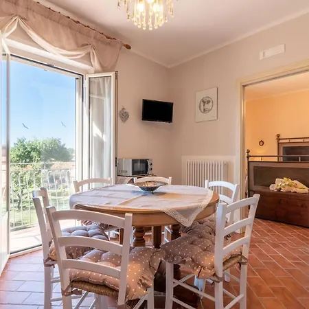 Casa Del Nonno Bingheri Farm stay *